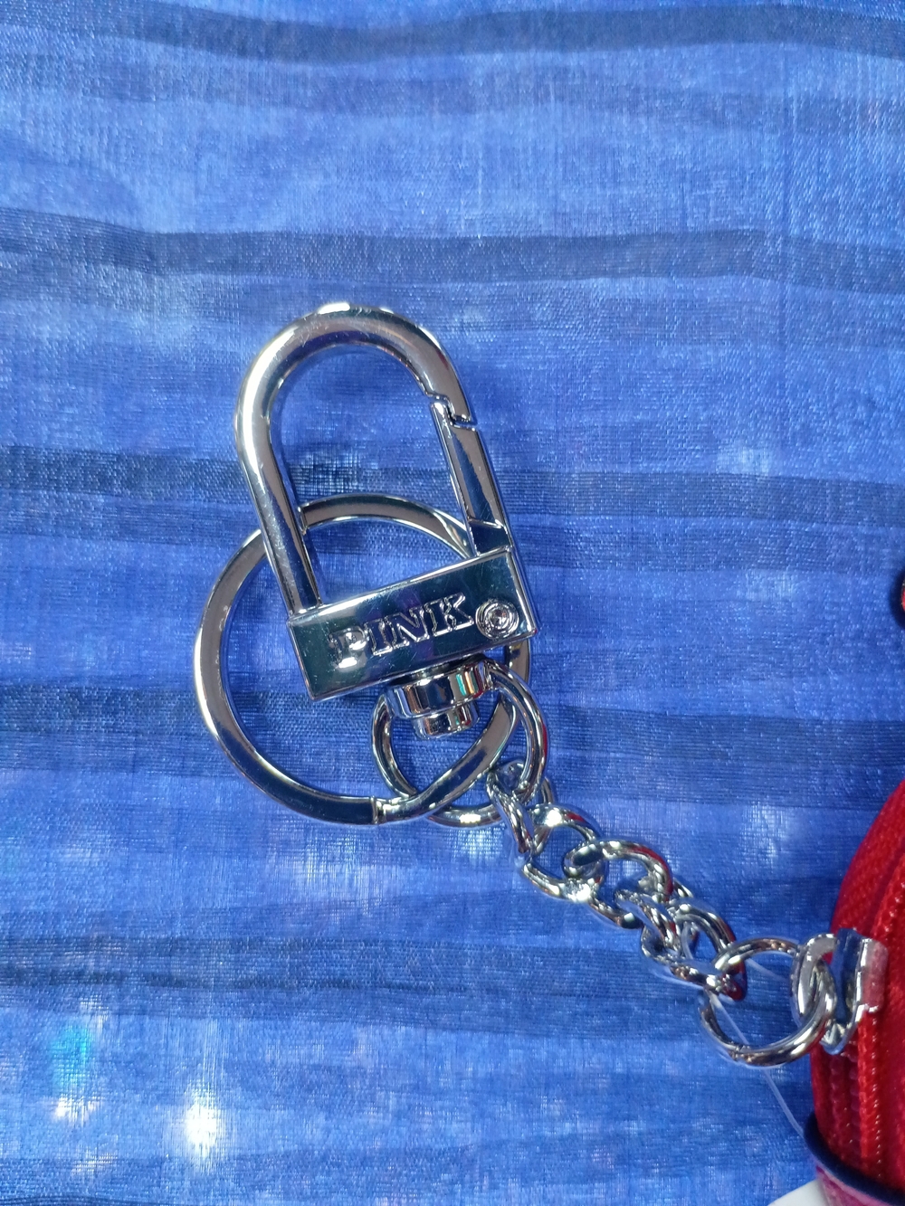 π VICTORIA'S SECRET PINK Strawberry Coin Pouch Keychain - Red with Green Trim - Picture 5 of 7